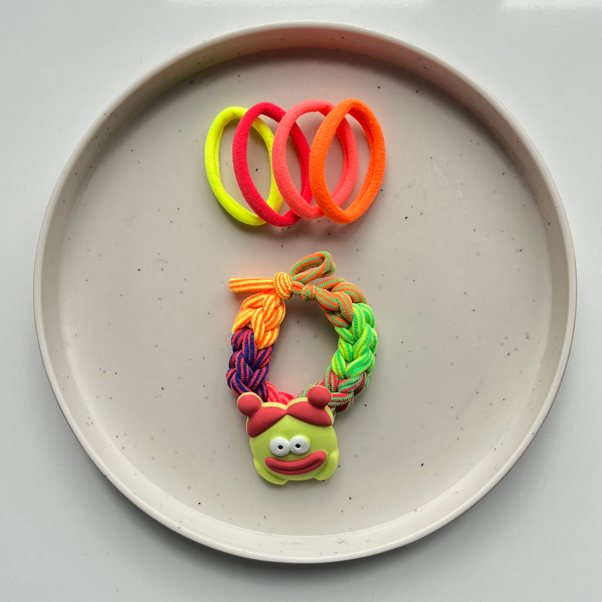 Funky Frog Hair Tie Set – 4 Basic + 1 Fancy Neon Jungle Band